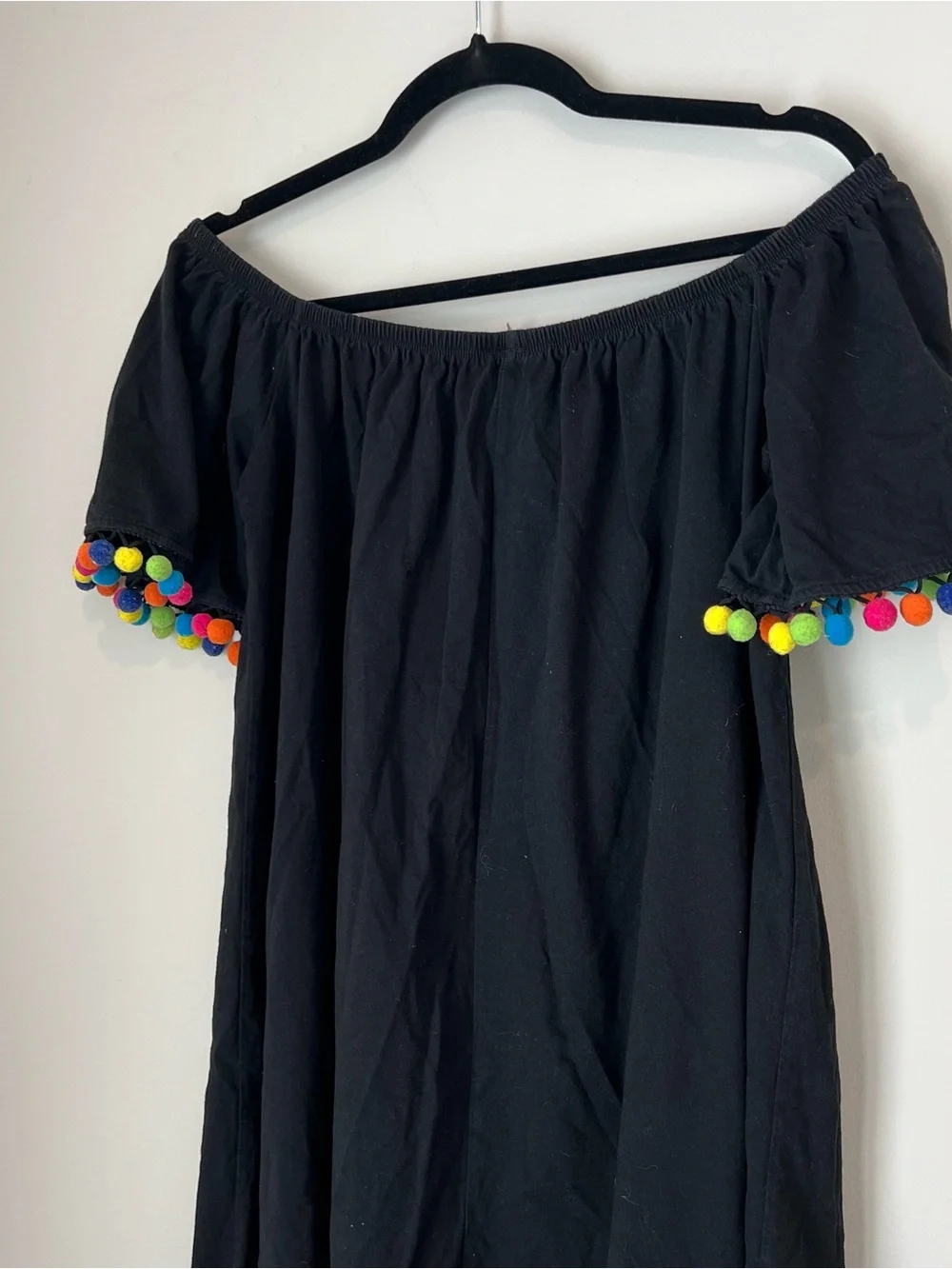 ASOS women’s Black Off the Shoulder Colorful Pom Pom Dress sz 6